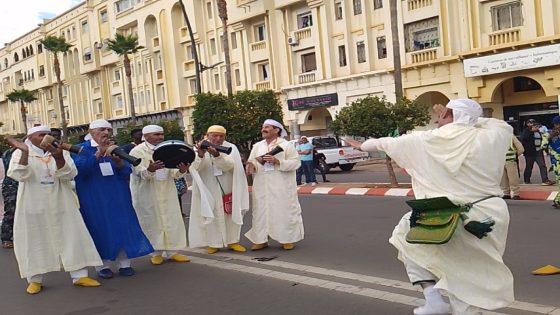 المهرجان الوطني 23 لعبيدات الرما بخريبكة يفتتح فعالياته باستعراض جميل للفرق الفلكلورية ويكرم شيوخ الرما بأبي الجعد وبن سليمان